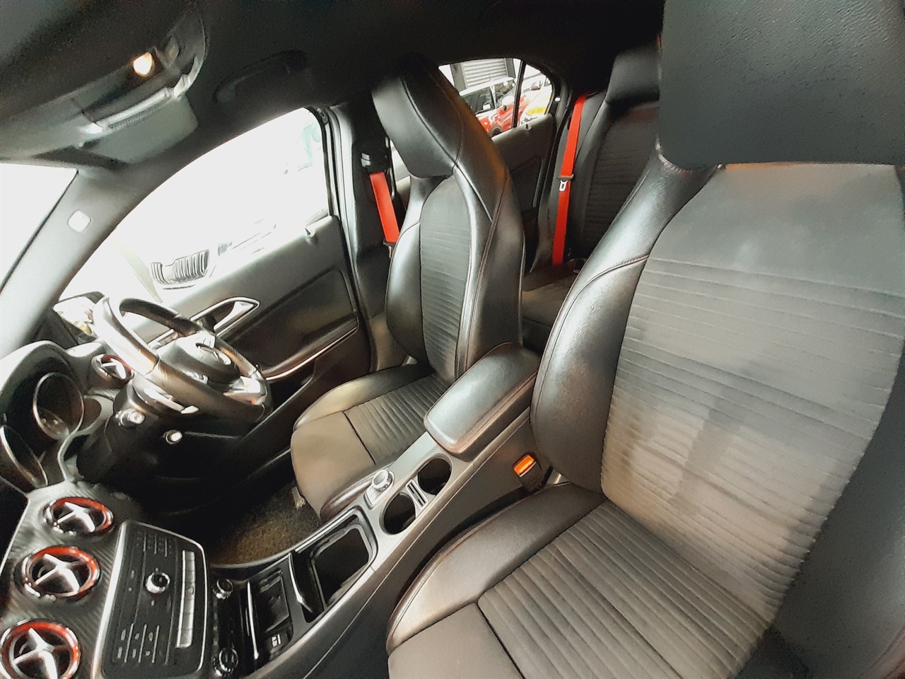 2016 Mercedes-Benz A 250