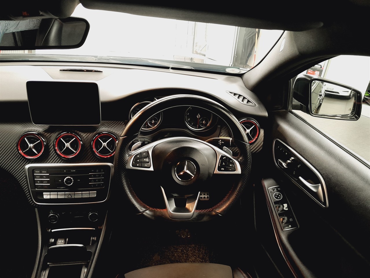 2016 Mercedes-Benz A 250