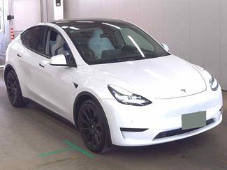2022 Tesla Model Y - Thumbnail
