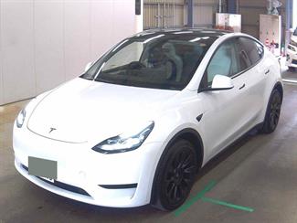 2022 Tesla Model Y - Thumbnail