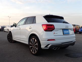 2020 Audi SQ2 - Thumbnail