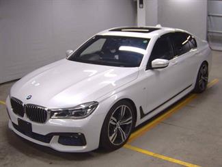 2017 BMW 750i - Thumbnail