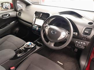 2016 Nissan Leaf - Thumbnail