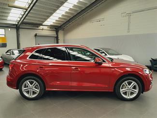 2018 Audi Q5 - Thumbnail