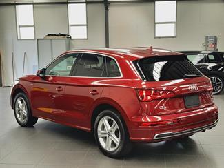 2018 Audi Q5 - Thumbnail