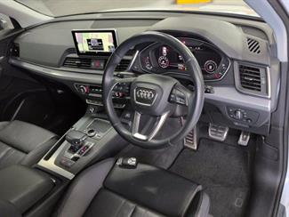 2018 Audi Q5 - Thumbnail