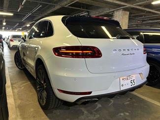 2019 Porsche Macan - Thumbnail
