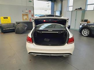2016 Mercedes-Benz E 250 - Thumbnail
