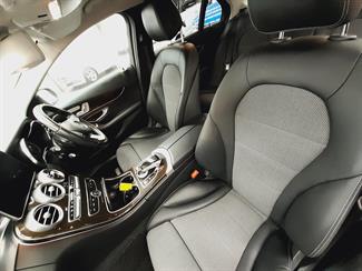 2017 Mercedes-Benz C 350 e - Thumbnail