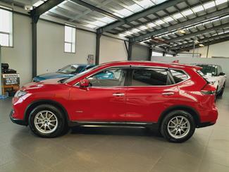 2020 Nissan X-Trail - Thumbnail
