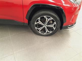 2021 Toyota RAV4 - Thumbnail