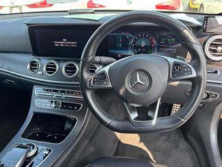 2017 Mercedes-Benz E 350 e - Thumbnail