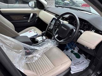 2020 Land Rover Discovery Sport - Thumbnail