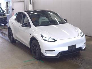 2023 Tesla Model Y - Thumbnail