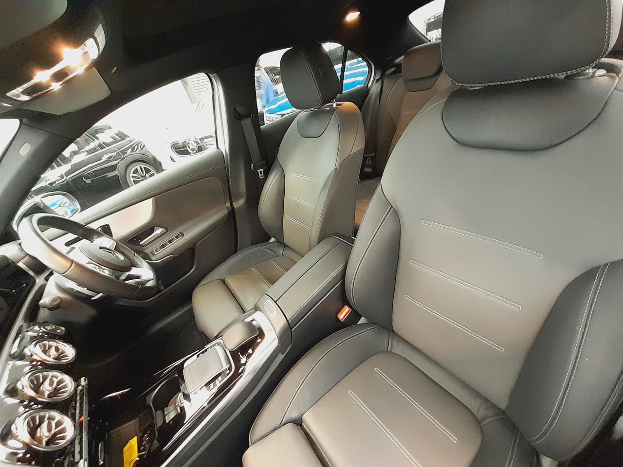 2020 Mercedes-Benz A 35