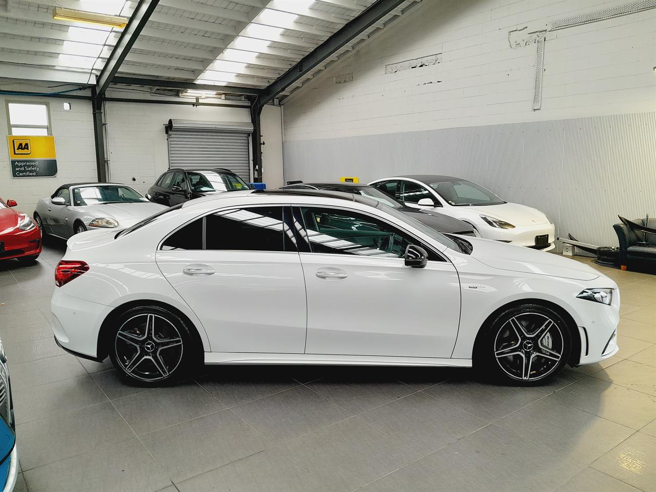 2020 Mercedes-Benz A 35