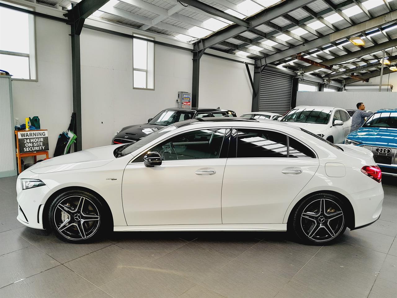 2020 Mercedes-Benz A 35