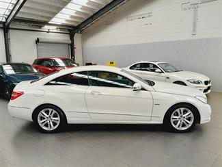 2011 Mercedes-Benz E 350 - Thumbnail