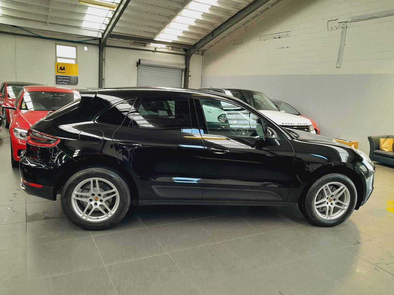 2016 Porsche Macan