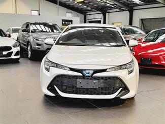 2018 Toyota Corolla - Thumbnail