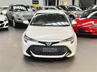 2018 Toyota Corolla - Thumbnail