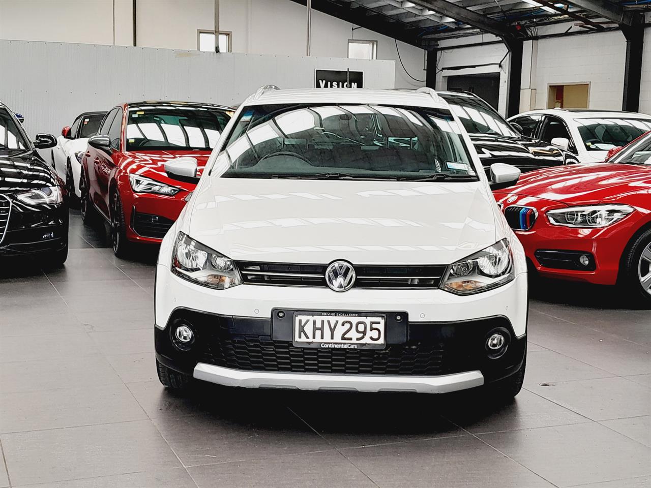 2017 Volkswagen Cross Polo