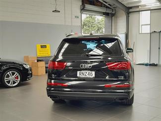 2016 Audi Q7 - Thumbnail