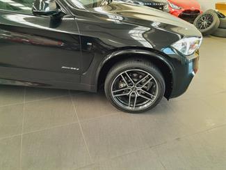 2016 BMW X5 - Thumbnail