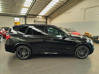 2016 BMW X5 - Thumbnail