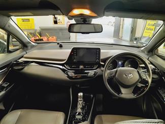 2019 Toyota C-HR - Thumbnail