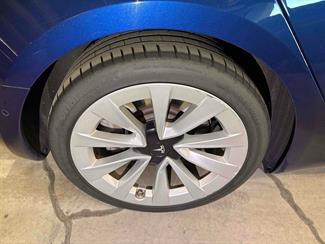 2021 Tesla Model 3 - Thumbnail