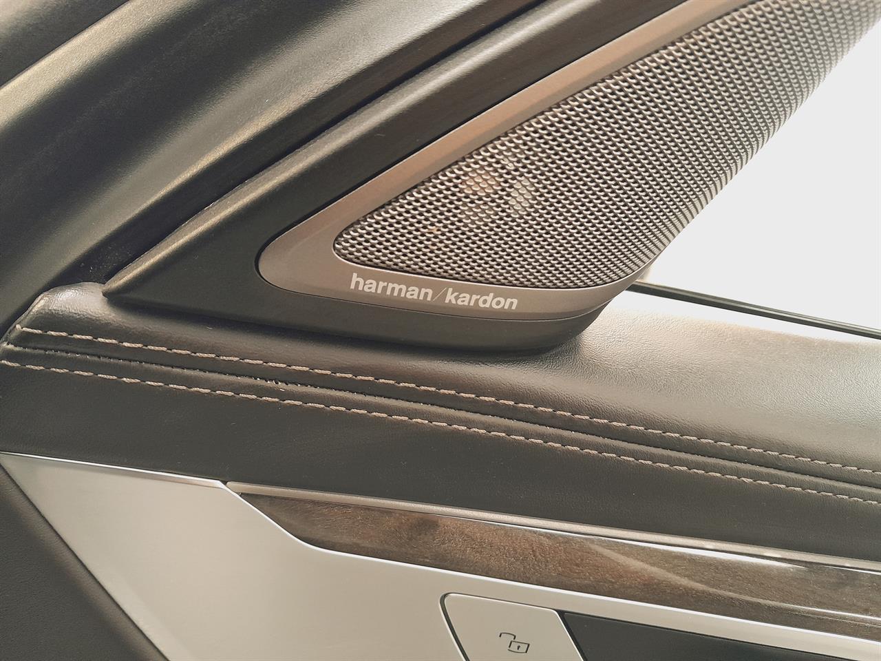 2016 BMW 750i