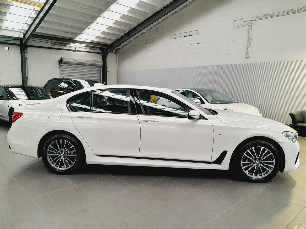 2016 BMW 750i