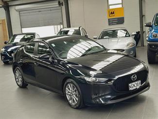 2021 Mazda Mazda3 - Thumbnail