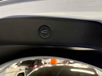 2022 Tesla Model 3 - Thumbnail