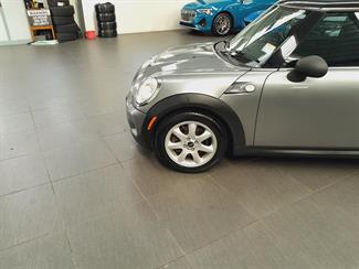2009 Mini Cooper - Thumbnail
