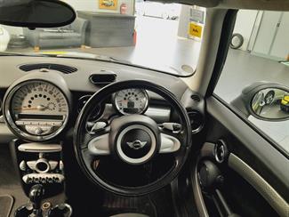2009 Mini Cooper - Thumbnail
