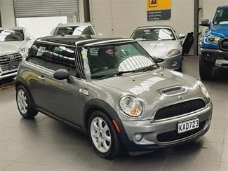 2009 Mini Cooper - Thumbnail