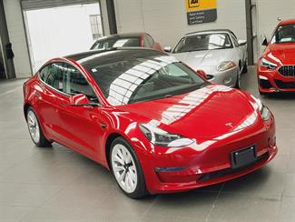 2021 Tesla Model 3 - Thumbnail