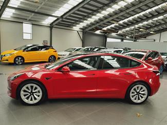 2021 Tesla Model 3 - Thumbnail
