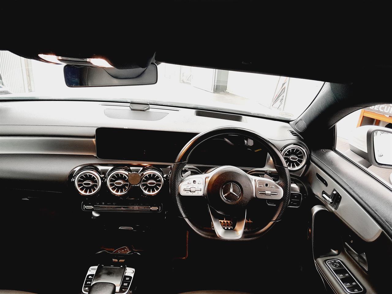 2020 Mercedes-Benz CLA 200