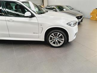 2017 BMW X5 - Thumbnail