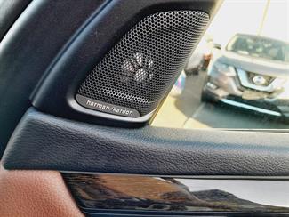 2017 BMW X5 - Thumbnail