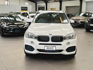 2017 BMW X5 - Thumbnail