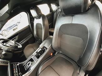 2017 Jaguar XF - Thumbnail