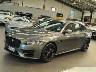 2017 Jaguar XF - Thumbnail