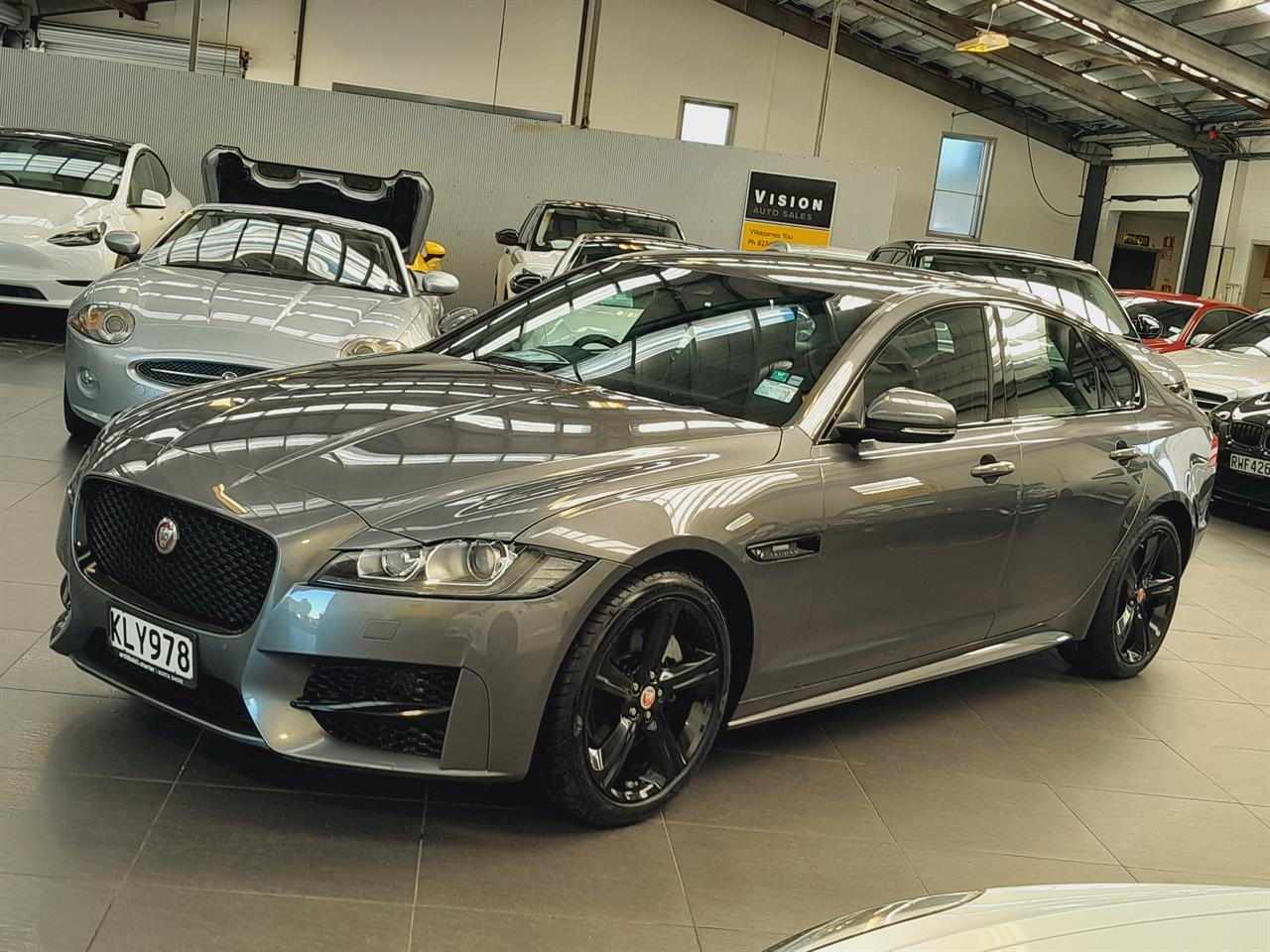 2017 Jaguar XF