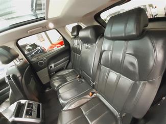 2017 Land Rover Range Rover Sport - Thumbnail