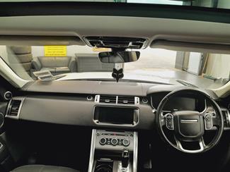 2017 Land Rover Range Rover Sport - Thumbnail