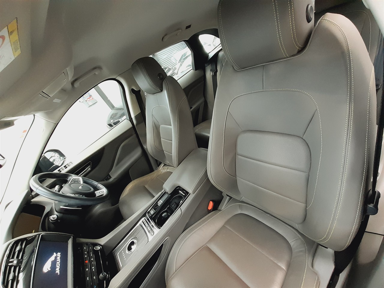 2018 Jaguar F-Pace